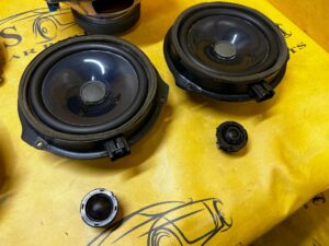 ZESTAW NAGŁOŚNIENIE GŁOŚNIKI SONY FORD FUSION USA