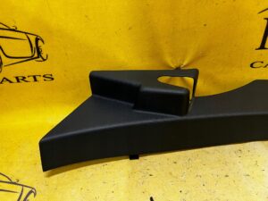 LISTWA OSŁONA PROGU SŁUPKA LEWA LEWY RENAULT CLIO IV 4 HB HATCHBACK