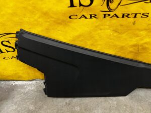 PRAWA OSŁONA TAPICERKA TUNELU ŚRODKOWEGO AUDI SQ7 Q7 4M0