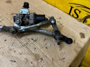 MECHANIZM SILNIK WYCIERACZEK PRZÓD DACIA DOKKER LODGY EU