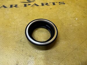 PIERŚCIEŃ OSŁONA ZAŚLEPKA STACYJKI MERCEDES CLS W218 C W204