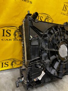 KOMPLET CHŁODNICE WODY KLIMATYZACJI WENTYLATOR RANGE ROVER VELAR L560 2.0D