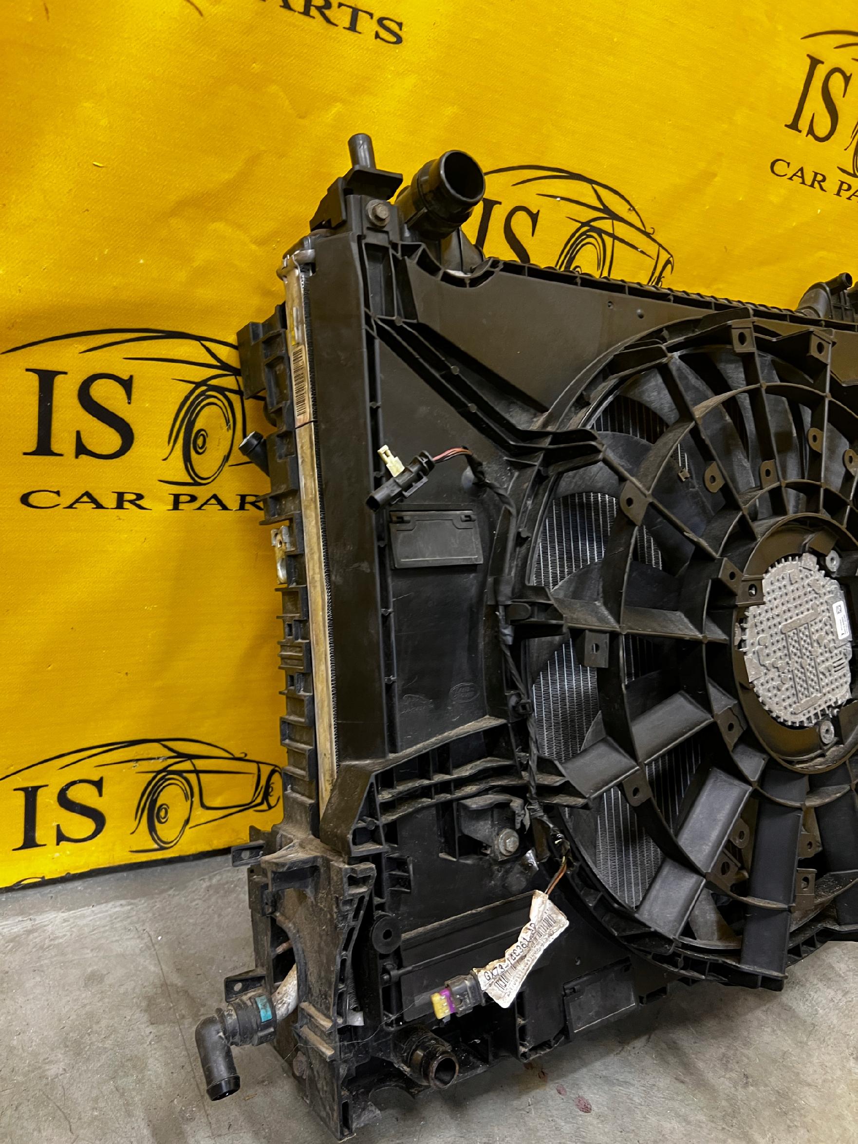 KOMPLET CHŁODNICE WODY KLIMATYZACJI WENTYLATOR RANGE ROVER VELAR L560 2.0D