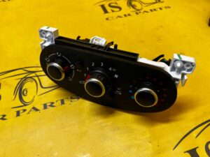 PANEL NAWIEWU KLIMATYZACJI DACIA LODGY STEPWAY LIFT 2022R