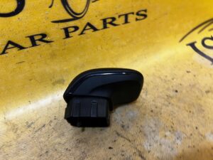 PODPÓRKA PODŁOKIETNIKA GAŁKA ZMIANY BIEGÓW MERCEDES A KLASA W177