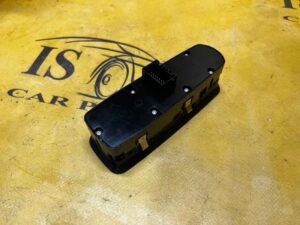 PANEL PRZEŁĄCZNIK SZYB LUSTEREK BAGAŻNIK DRZWI PRZÓD LEWY PORSCHE MACAN 95B