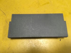 OSŁONA POKRYWA PODŁOKIETNIKA TUNELU INFINITI G37