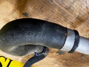 RURA RURKA PRZEWÓD WĄŻ WODY MERCEDES GLS X166 450 3.0 B V6