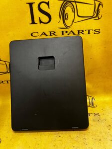 OSŁONA KLAPA SCHOWKA TYLNEJ ŚCIANY BAGAŻNIKA AUDI A8 D4 4H