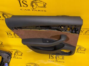 TAPICERKA DRZWI LEWY TYŁ AUDI A8 D4 ALCANTARA