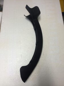 OSŁONA ZAWIASU PRAWA KLAPY AUDI A8 4H0971446B