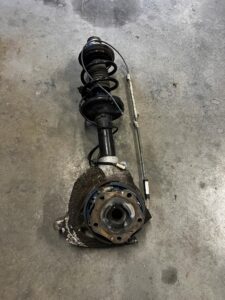 NOGA ZWROTNICA AMORTYZATOR TYŁ PRAWY PORSCHE CAYMAN S 987