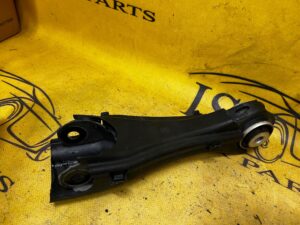 WAHACZ TYŁ TYLNY MERCEDES W246 W176 C117 W117 INFINITI Q30 QX30