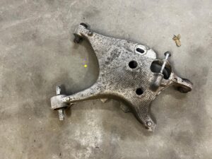 WAHACZ TYŁ TYLNY PRAWY VOLVO XC90 II