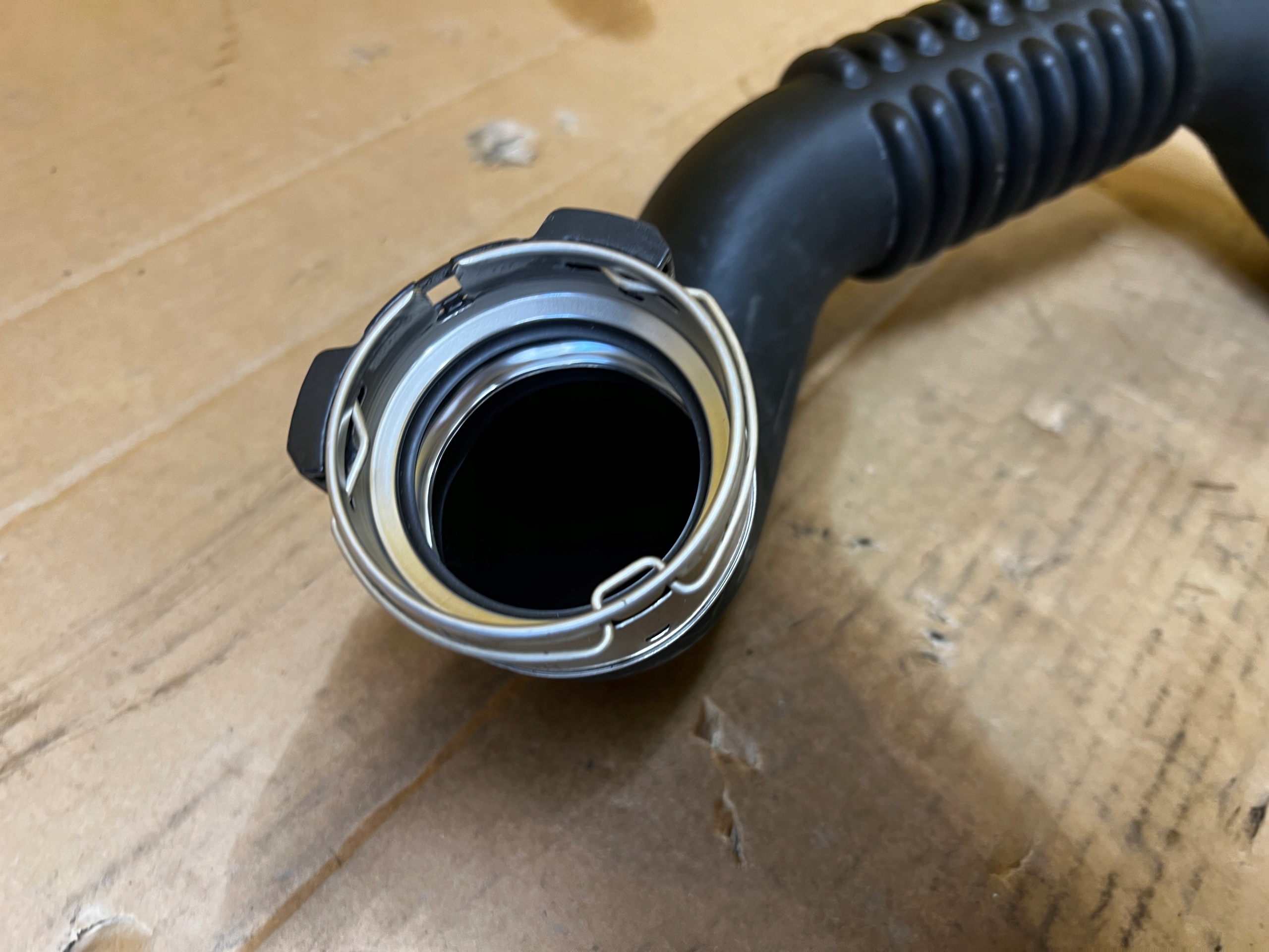 PRZEWÓD WĄŻ RURA INTERCOOLERA FORD KUGA MK3 LIFT 1.5 ECOBOOST