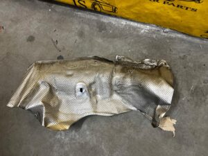 OSŁONA TERMICZNA ŚCIANY GRODZIOWEJ BMW X5 E70 F16 X6 E71 F16 X5M E70 F85