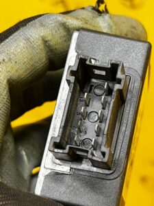 BMW G30 G31 G32 G11 STEROWNIK POMPY PALIWA 7482455