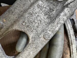 WAHACZ PRZÓD PRZEDNI PRAWY CITROEN DS7 CROSSBACK X74