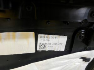 TAPICERKA BOCZEK DRZWI PRZÓD LEWY FORD KUGA MK3 LIFT TITANIUM EU