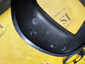 RAMKA OSŁONA KLAMKI WEWNĘTRZNEJ PRAWA CHEVROLET CORVETTE C5 97-04