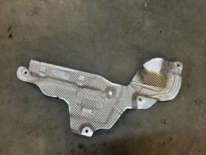 BLACHA OSŁONA OBUDOWA TERMICZNA PORSCHE PANAMERA 970 I LIFT 3.0 S E-HYBRID