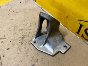 ŁAPA PODUSZKA PODPORA SILNIKA PRAWA CHEVROLET CORVETTE C5 97-04