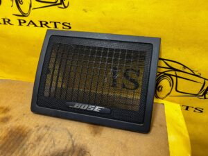 OSŁONA ZAŚLEPKA GŁOŚNIKA PÓŁKI TYŁ BOSE INFINITI Q70 M35h M37 M56