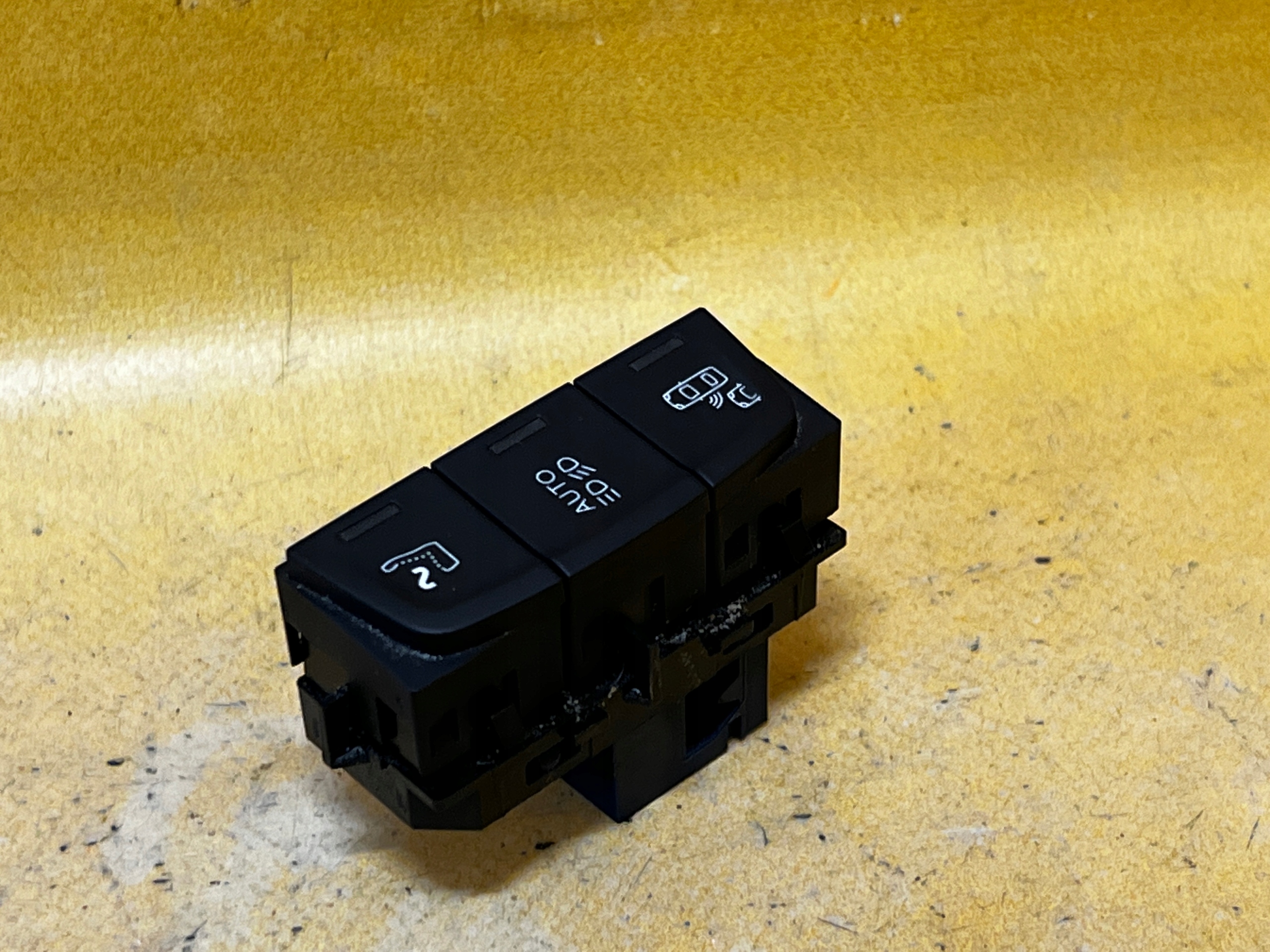 PRZYCISK WIELOFUNKCYJNY PEUGEOT 508 I RXH 2.0 HDI