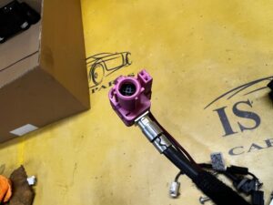 WIĄZKA INSTALACJA USB WNĘTRZA RADIA FORD BRONCO 21-