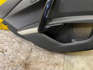 TAPICERKA BOCZEK DRZWI TYŁ LEWY JBL SKÓRA PEUGEOT 508 I RHX KOMBI EU