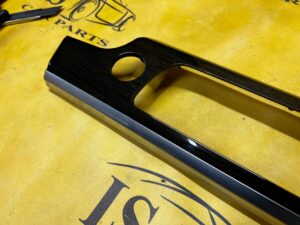 DEKOR RAMKA OSŁONA DESKI KONSOLI KOKPITU DREWNO BMW 7 F01 EU