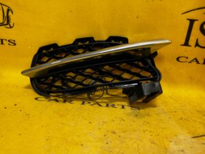 OSŁONA ZAŚLEPKA KRATKA ZDERZAKA PRAWA JAGUAR XJL X351