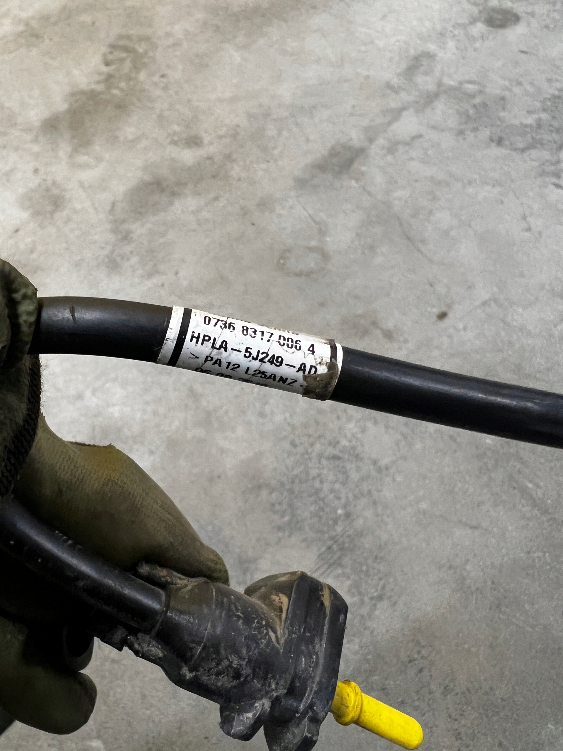 PRZEWÓD WAŻ RURKA ADBLUE LAND ROVER DISCOVERY 5 V L462 2.0D 204DTA