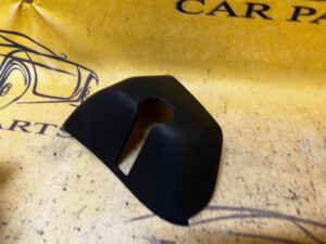 OSŁONA ZAŚLEPKA PASA BEZPIECZEŃSTWA TYŁ PRAWY PORSCHE PANAMERA 970 I LIFT