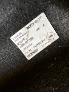 BOCZEK MATA DYWAN WYKŁADZINA BAGAŻNIKA LEWY LEWA RENAULT ZOE I Z.E.