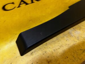 OSŁONA ZAŚLEPKA PLASTIK PRAWA LR RANGE ROVER EVOQUE II L551