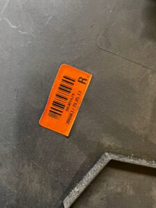 BOCZEK OSŁONA SŁUPKA ŚRODKOWEGO PRAWA PRAWY RENAULT CLIO IV 4 HB HATCHBACK