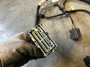 WIĄZKA INSTALACJA LAMP LAMPY TYŁ FORD BRONCO 21-