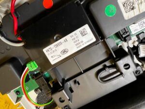 LAMPKA OŚWIETLENIE PODSUFITKI SZYBERDACH LAND ROVER DISCOVERY SPORT V L550