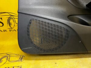 BOCZEK DRZWI PRZÓD PRZEDNIE PRAWE PRAWY TESLA MODEL 3