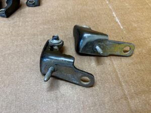 KOMPLET ZAWIASY DRZWI PRZÓD LEWY FORD FIESTA MK8