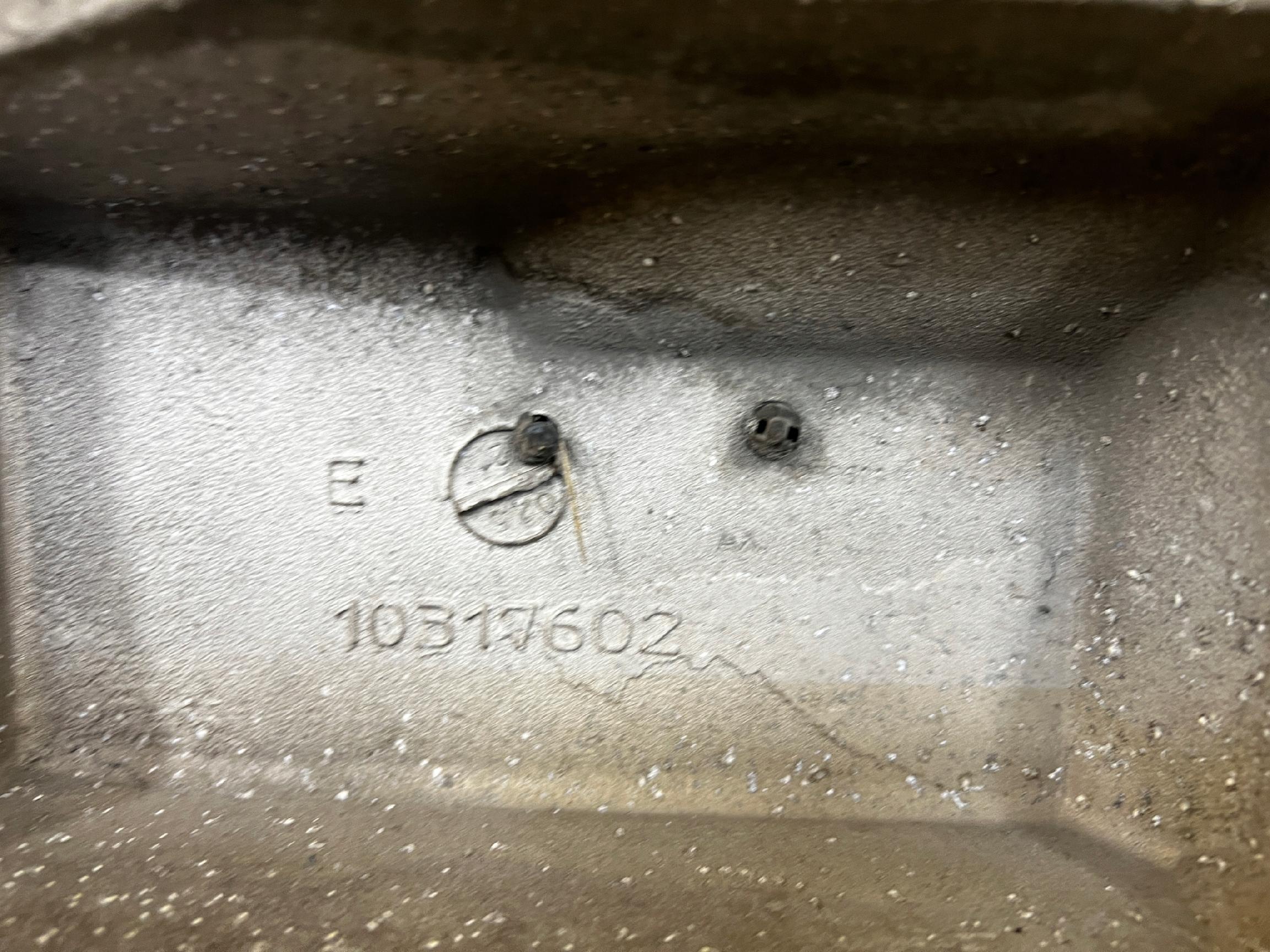 WÓZEK BELKA SANKI KOŁYSKA TYŁ CHEVROLET CORVETTE C5 97-04