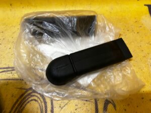 WĄŻ ZAMYKAJĄCY PANEL NAGRZEWNICY BMW 3 E30 NOWY OEM