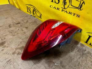 LAMPA W BŁOTNIK TYŁ TYLNA LEWY LEWA LED MERCEDES GLS X166 USA