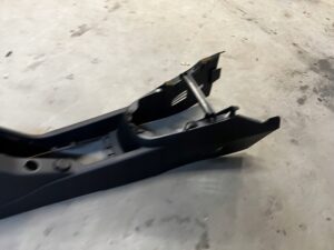 TUNEL ŚRODKOWY SCHOWEK UCHWYT NA KUBEK CUPHOLDER CITROEN C3 II DS3 EU