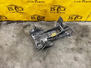 STELAŻ PODSTAWA MOCOWANIE PEDAŁU HAMULCA CHEVROLET CORVETTE C5 97-04