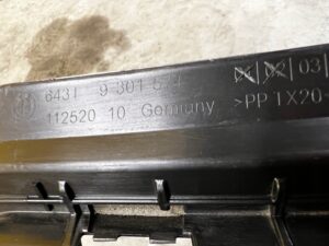 OSŁONA ZAŚLEPKA USZCZELKA KRATKA NAWIEWU BMW 5 G30 M5 F90 6GT G32 7 G11