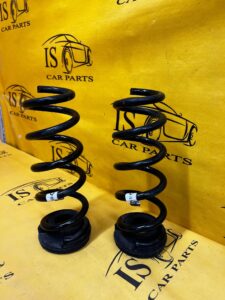 KOMPLET SPRĘŻYNY TYŁ PRAWY LEWY MERCEDES C-KLASA W206 2023R EU 2WD RWD