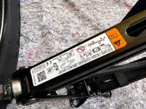 ZESTAW NAPRAWCZY KOŁO DOJAZDOWE LEWAREK FORD ESCAPE MK4 KUGA MK3 155/70 R17