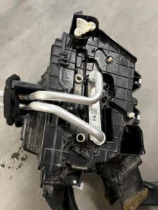 NAGRZEWNICA PAROWNIK DMUCHAWA KLIMATYZACJI FORD ESCAPE MK4